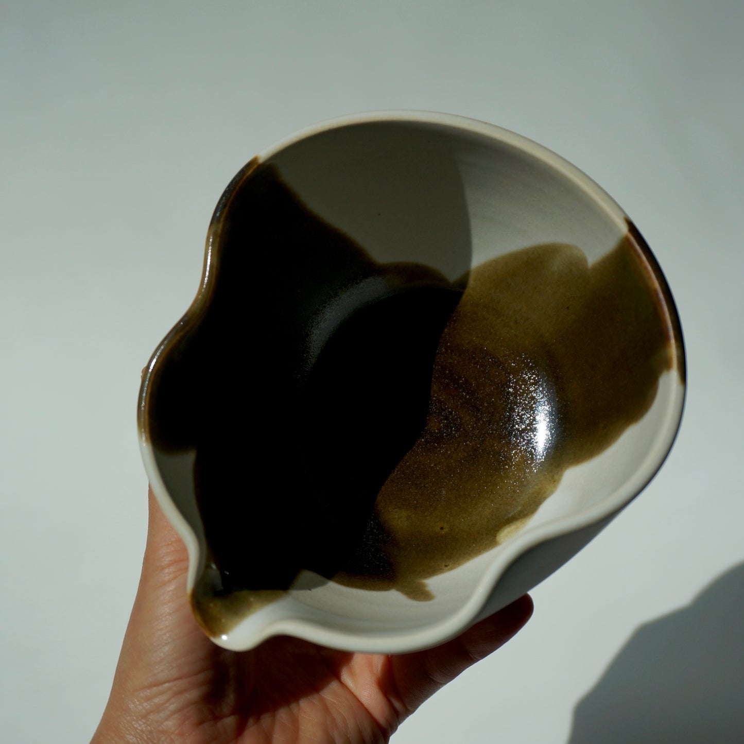 Wavy Matcha Bowl, Amber