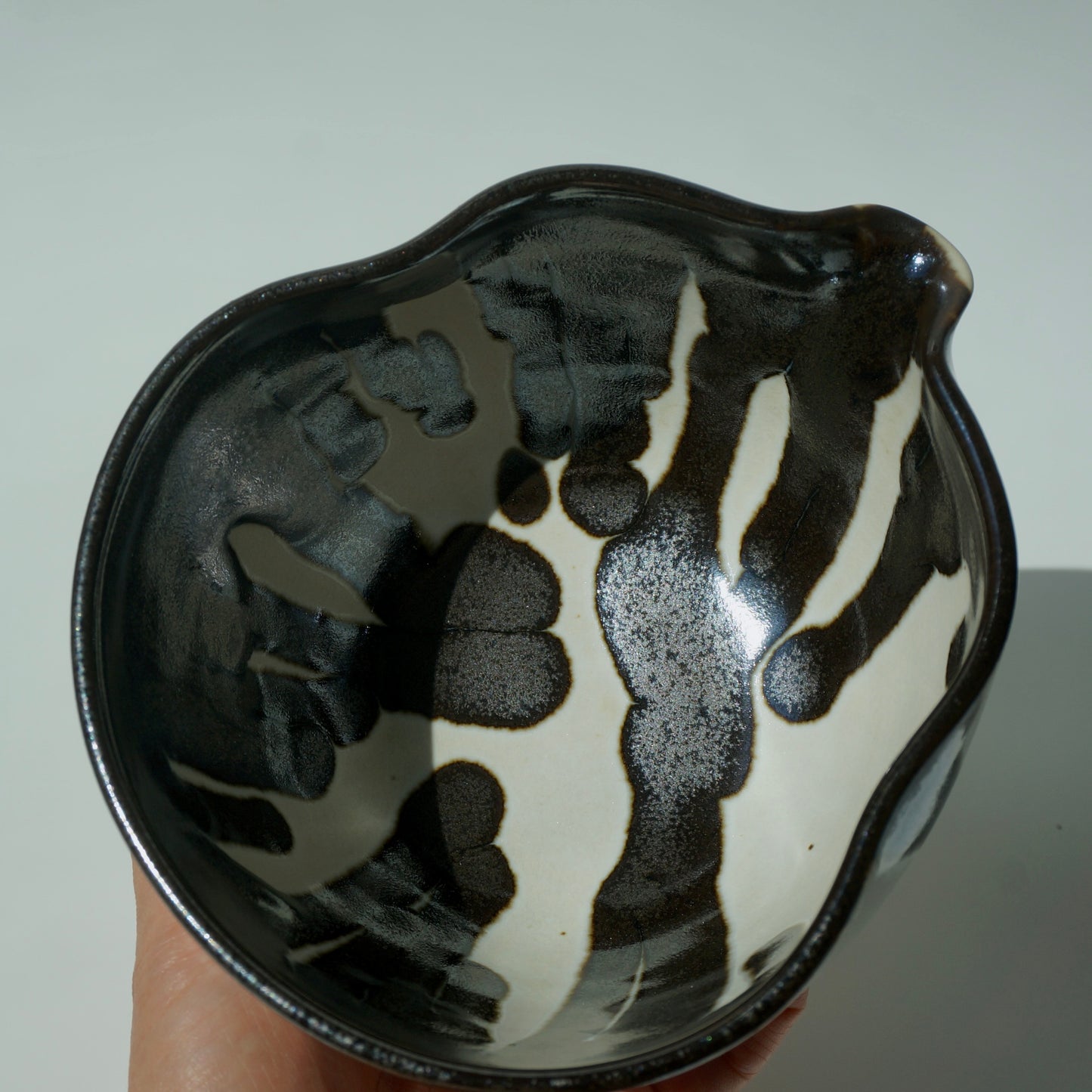 Wavy Matcha Bowl, Onyx melt