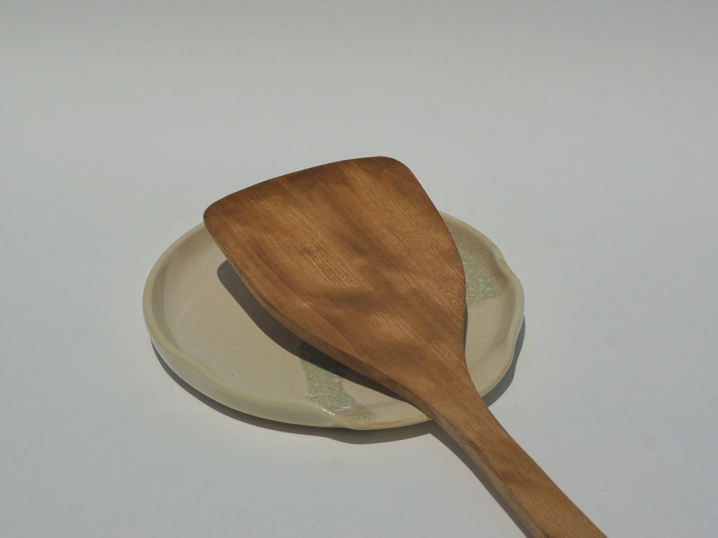 Wavy spoon rest, Shoreline