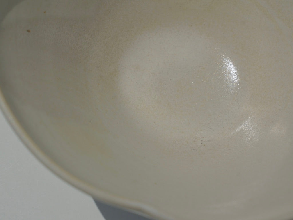 Petal snack bowl, Jinju