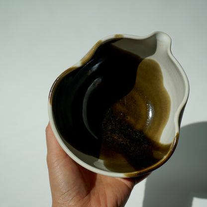 Wavy Matcha Bowl, Amber