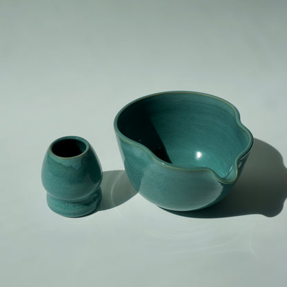 Wavy Matcha Bowl, Jade Crackle
