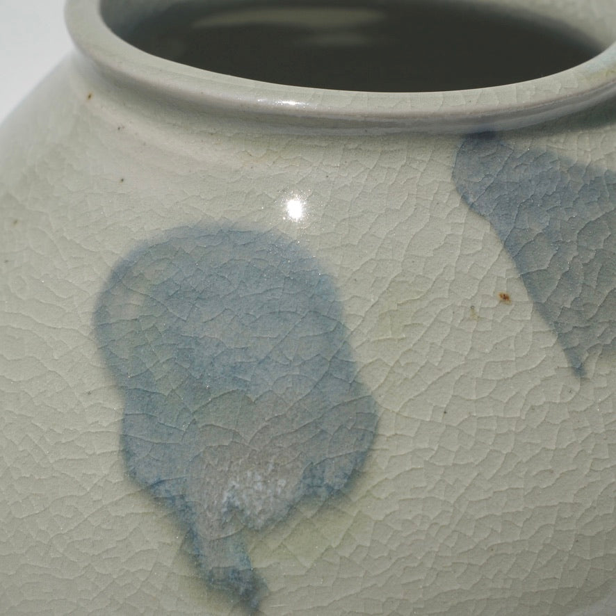 Moon jar, Icy dusk
