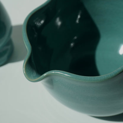Wavy Matcha Bowl, Jade Crackle