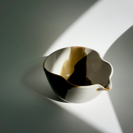 Wavy Matcha Bowl, Amber