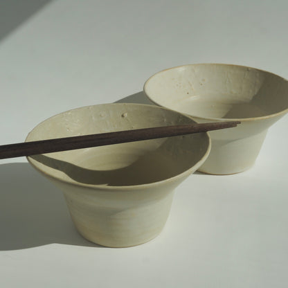 Textured cylinder bowl