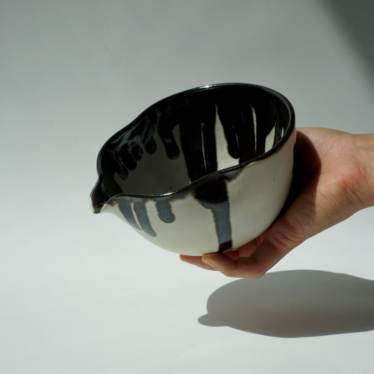 Wavy Matcha Bowl, Onyx melt