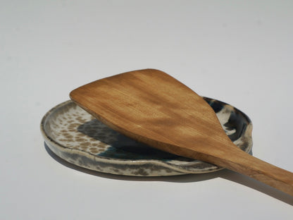 Wavy spoon rest, Shino 03