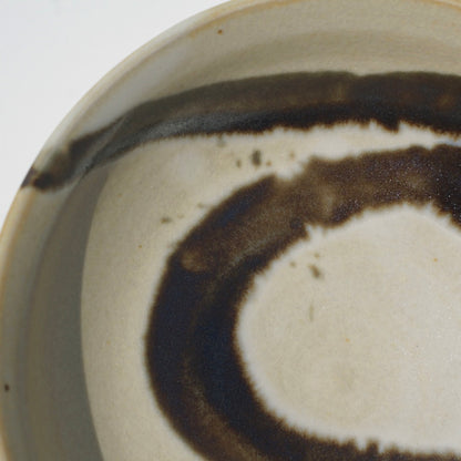 Spouted sauce dish, Amber