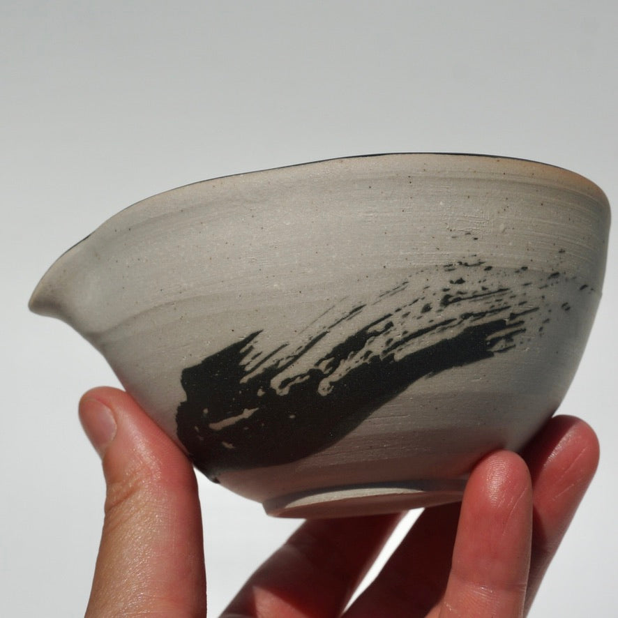 Wavy dosing cup, Hakeme