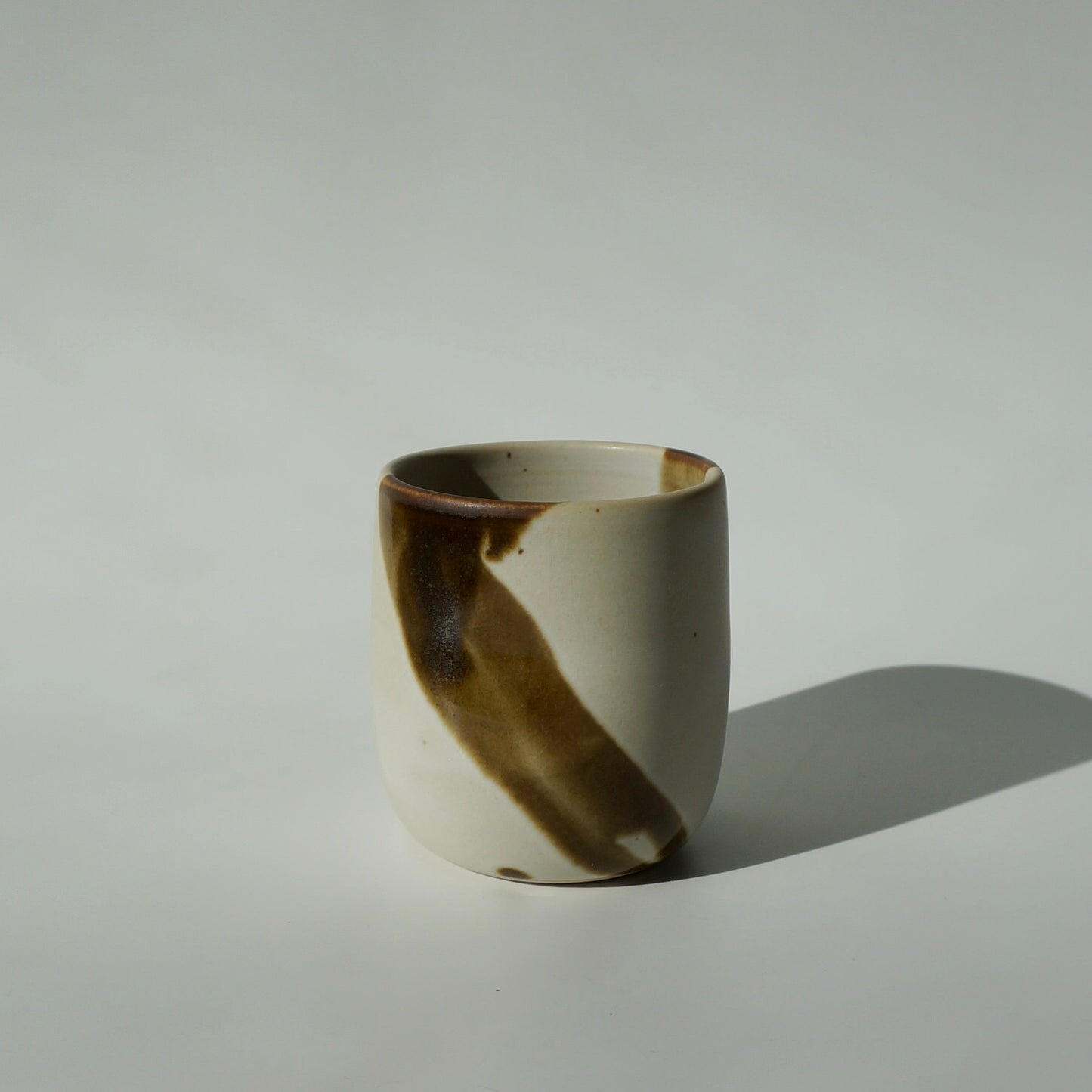 Small dimple cup, Amber