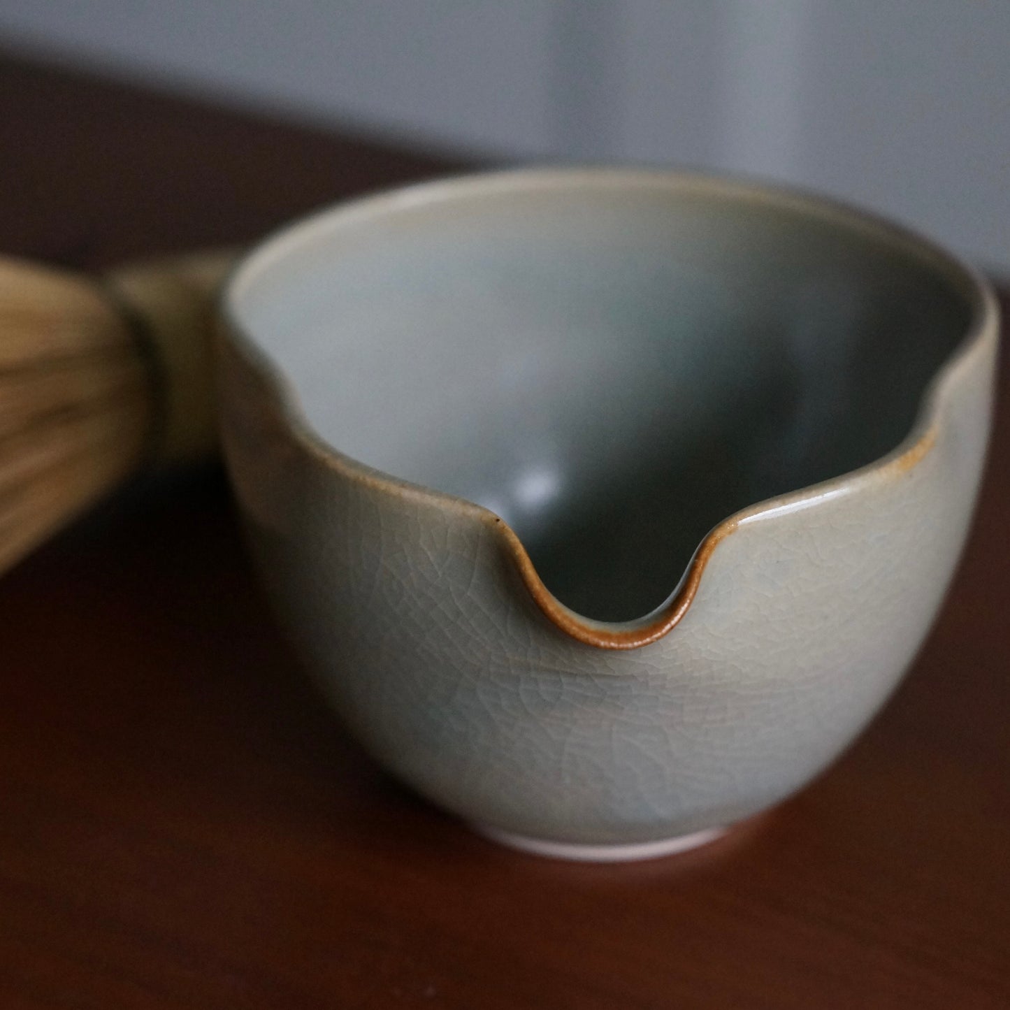 Wavy Dosing Cup, Celadon