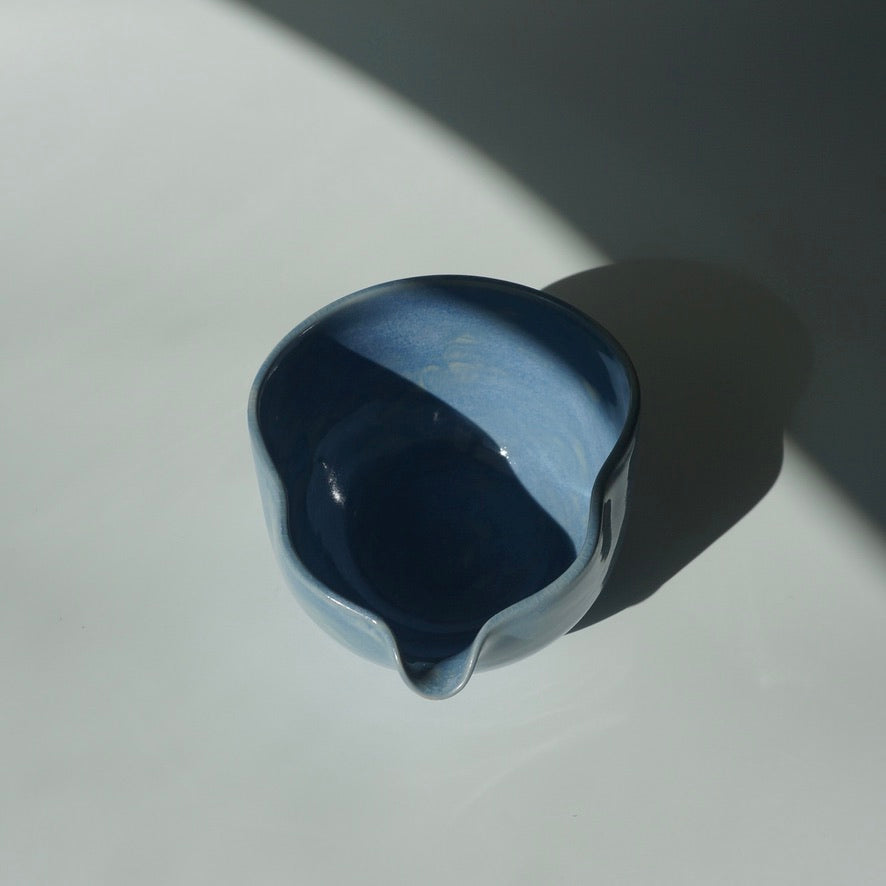 Wavy Matcha Bowl, Blue cloud