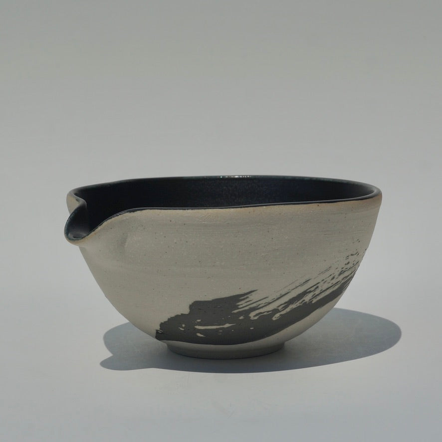 Wavy dosing cup, Hakeme