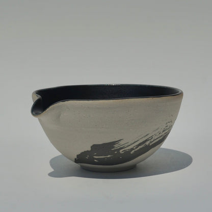 Wavy dosing cup, Hakeme