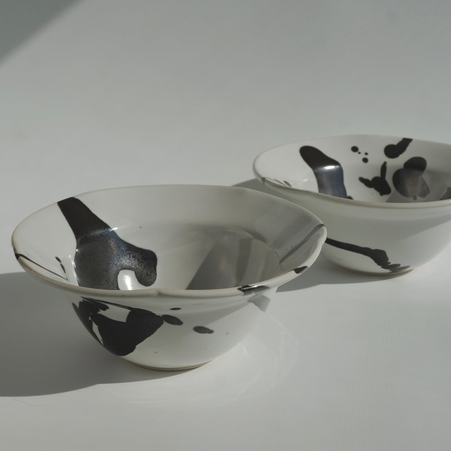Petal rimmed bowl