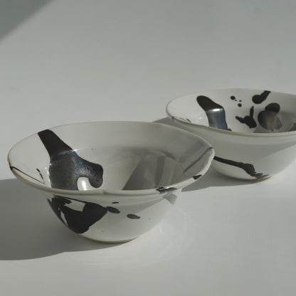 Petal rimmed bowl
