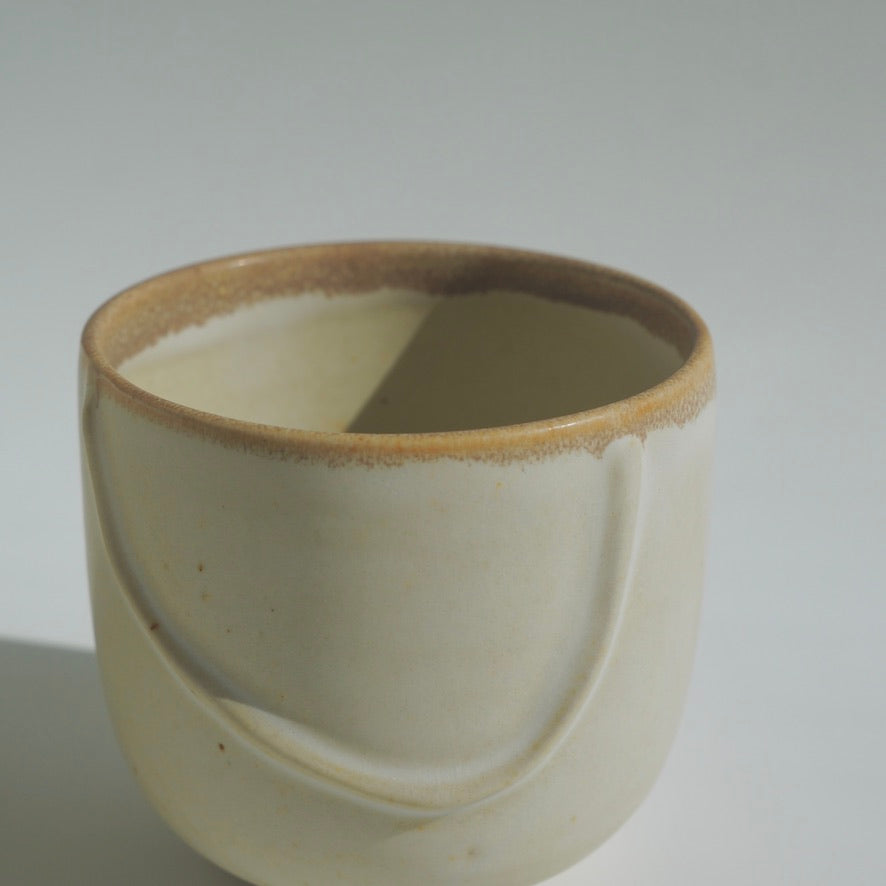 Wandering line cup, Mallow