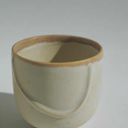 Wandering line cup, Mallow