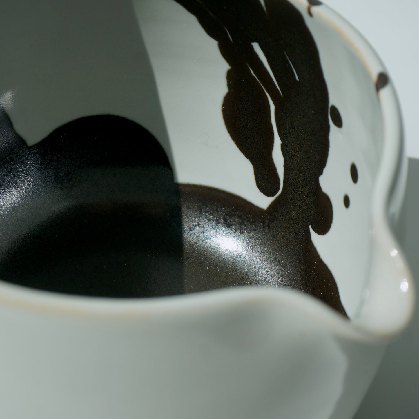 Matcha Bowl, Gloss white/onyx