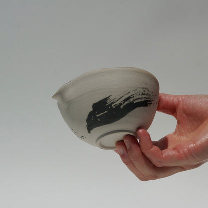 Wavy dosing cup, Hakeme