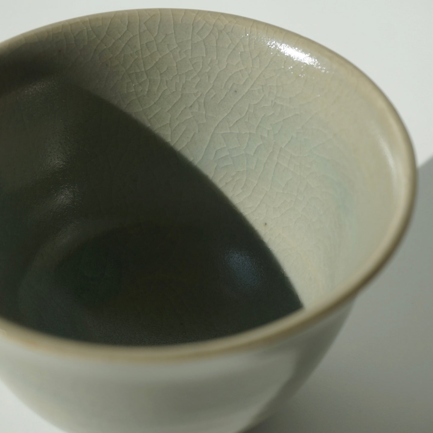 Celadon teacup 09