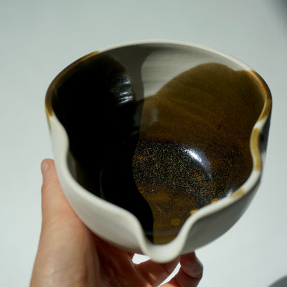 Wavy Matcha Bowl, Amber