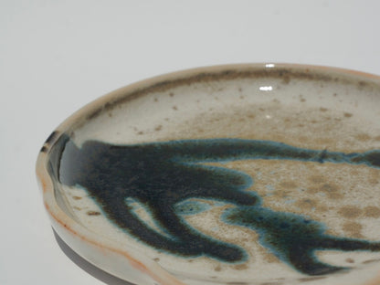 Wavy spoon rest, Shino 02