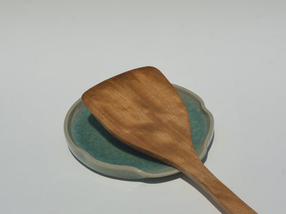Wavy spoon rest, Celadon