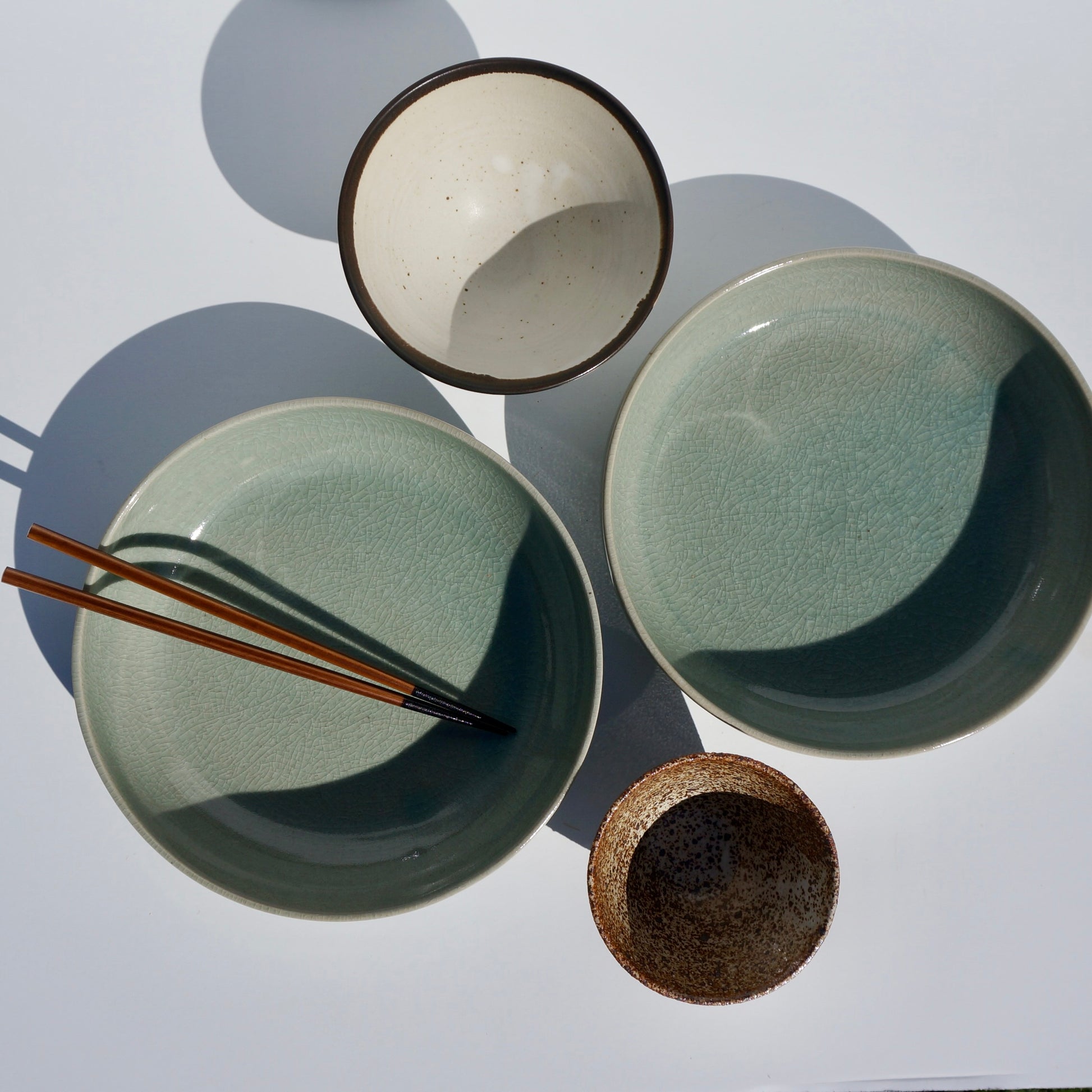 handmade ceramic tableware by Kongji Pottery